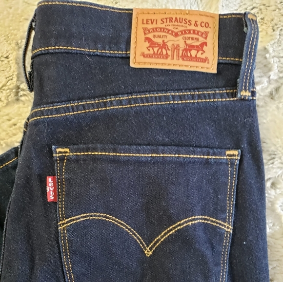 LEVIS - Picture 2 of 4